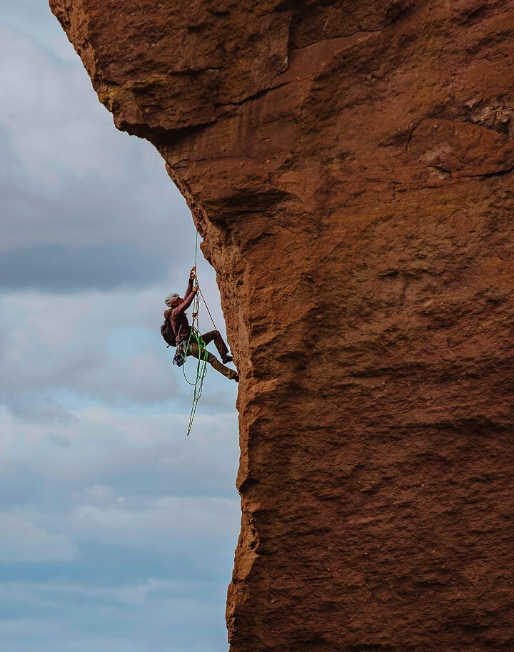 Complete daily investment challenges and earn rewards